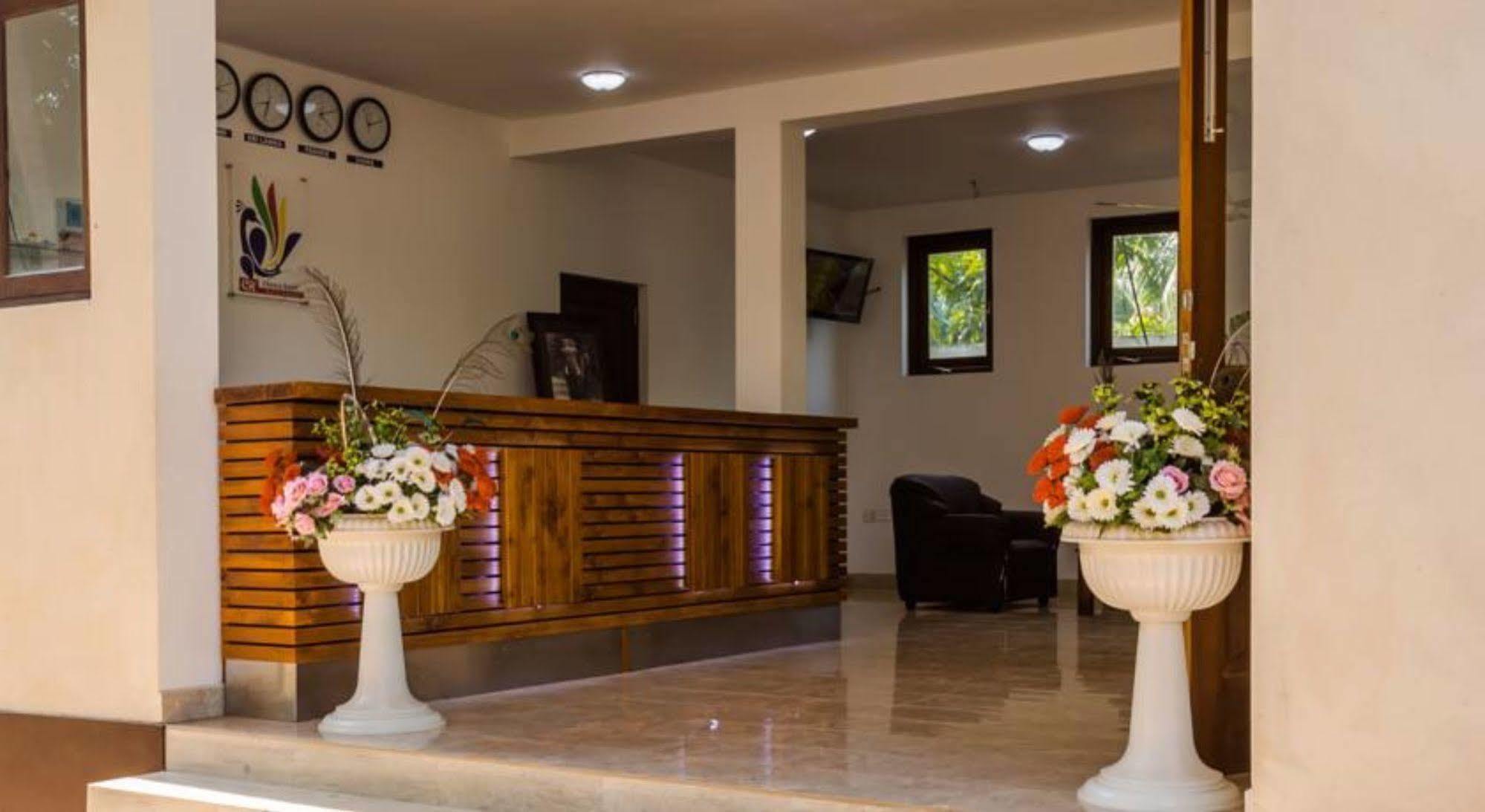 Hotel Chenra Kataragama Exterior foto